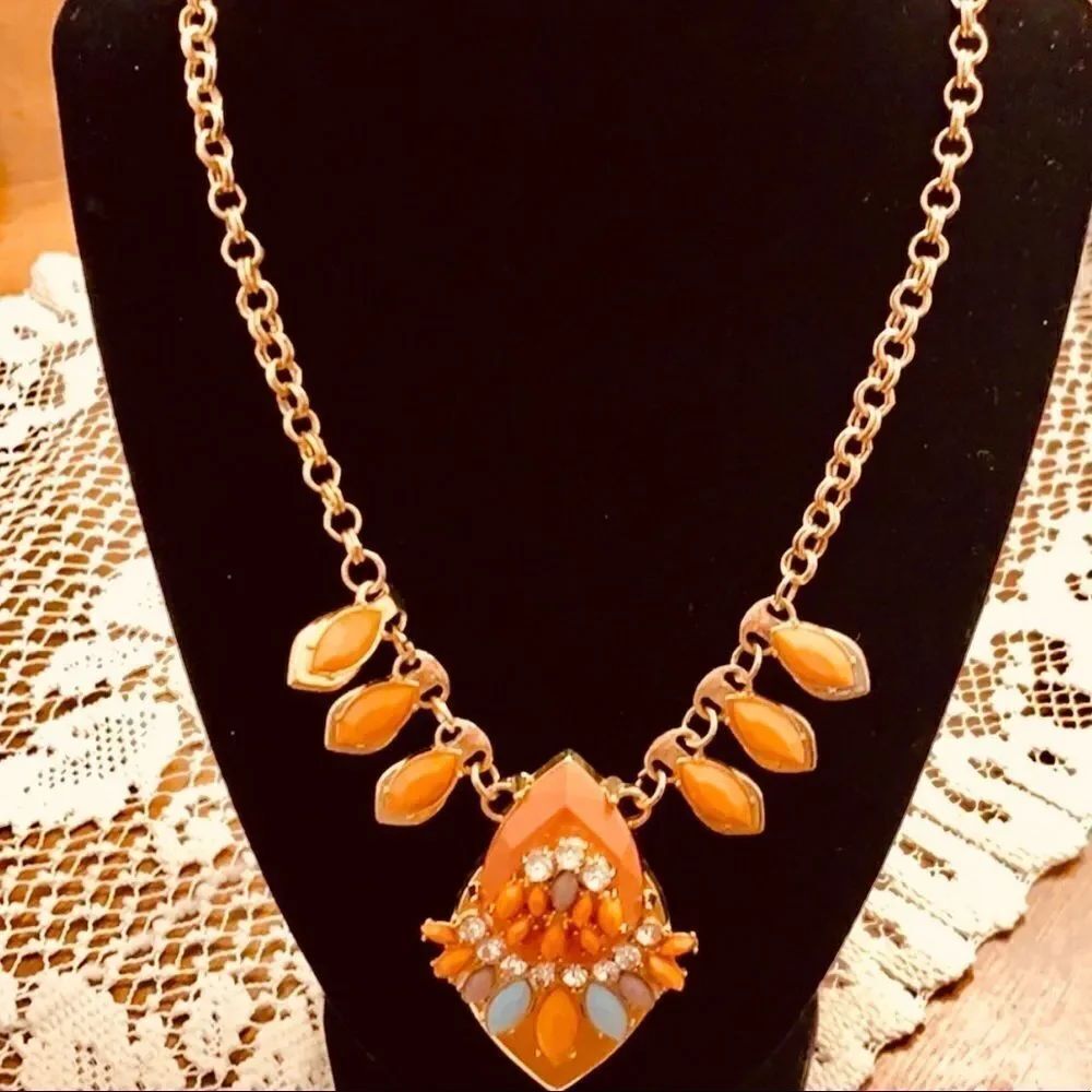 Statement fashion necklace Aztec vibe